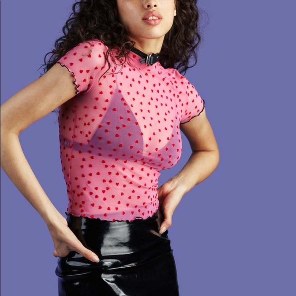💓 SOLD 💓 NWT UNIF Throb Top
